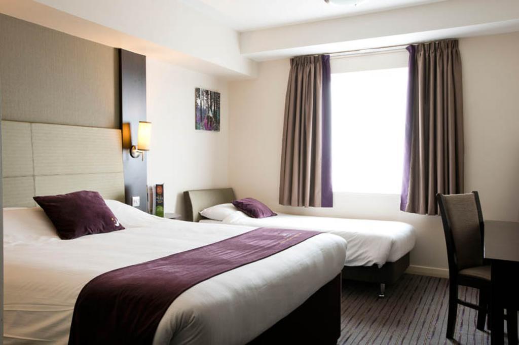 Premier Inn Aberdeen City Centre Номер фото