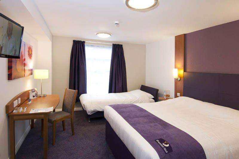 Premier Inn Aberdeen City Centre Экстерьер фото