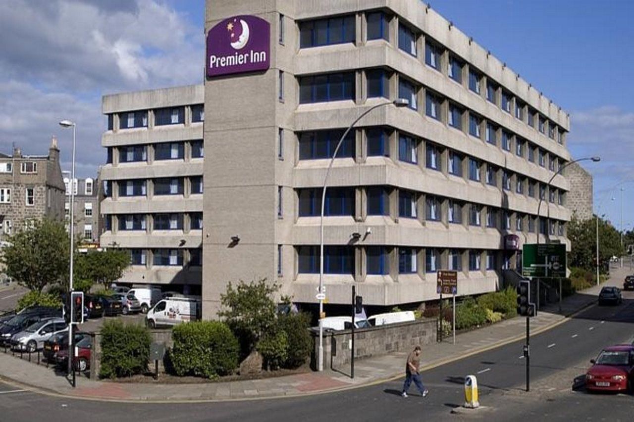 Premier Inn Aberdeen City Centre Экстерьер фото